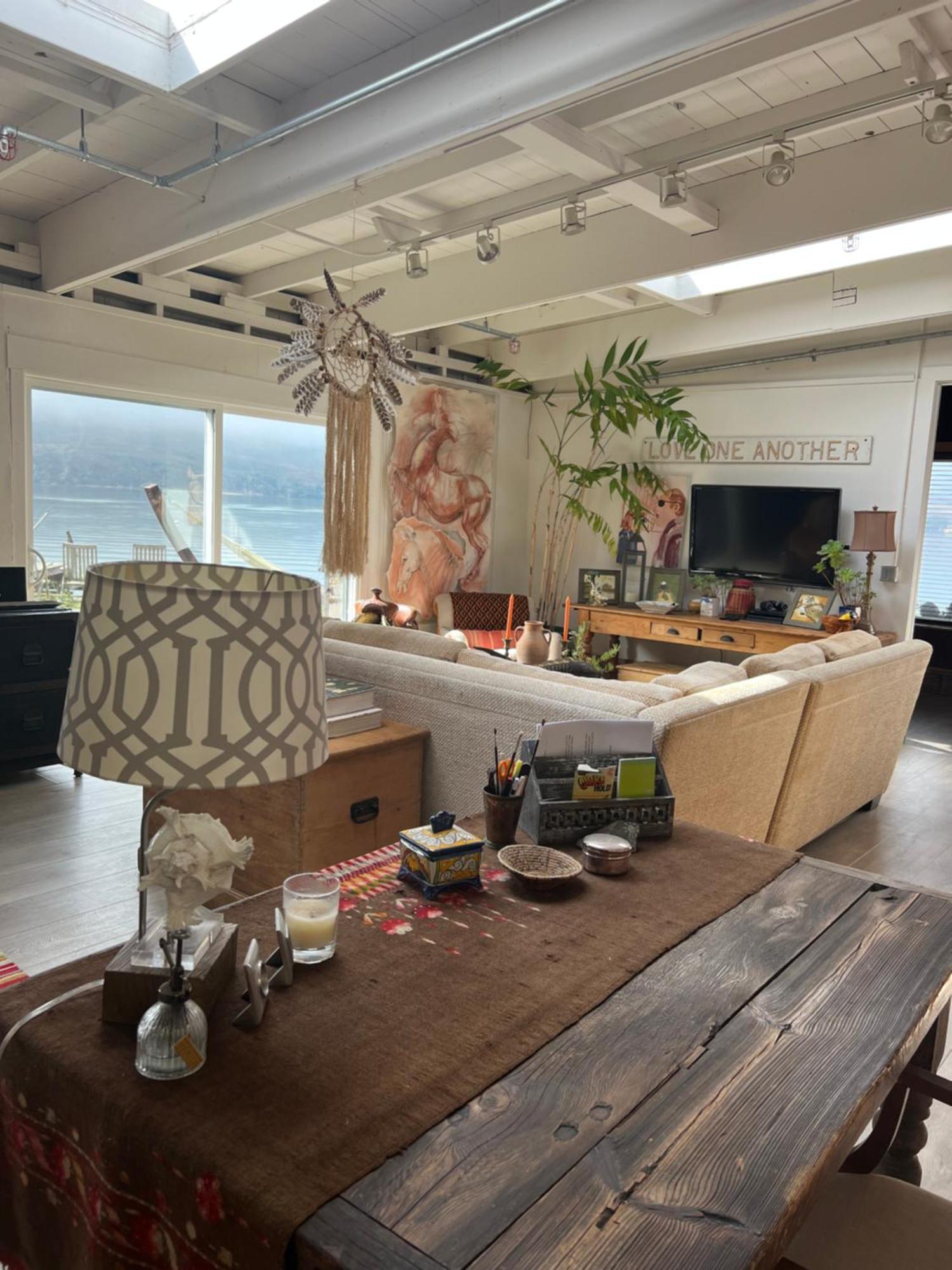 Carriage House Waterfront On Tomales Bay With Dock Hotel Marshall Exterior photo